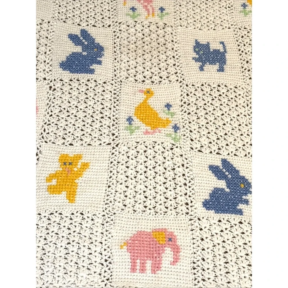 Vintage Crocheted Baby Blanket White With Pastel Animals Duck Bunny Kitten 28x46